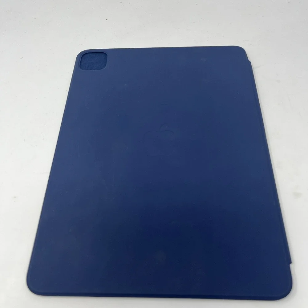 Apple Smart Folio for iPad Pro 11